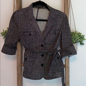 🌺2/$10. Express Jacket